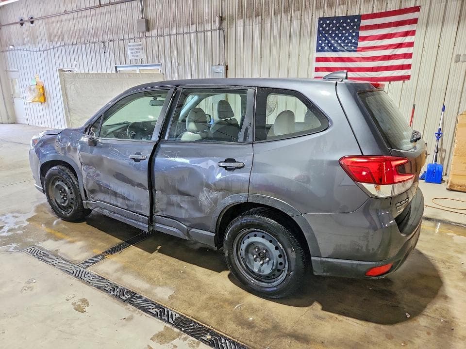 2022 SUBARU FORESTER 2