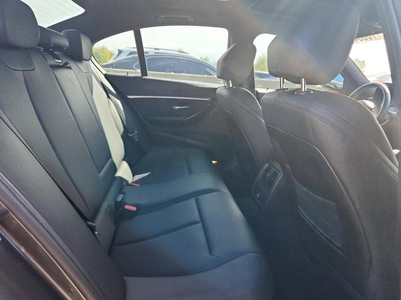 2017 BMW 330 XI 10