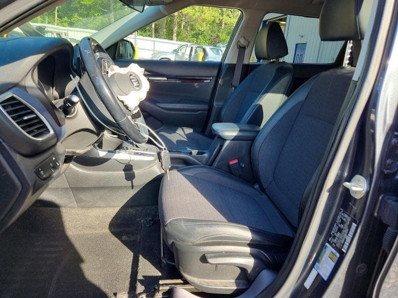 2021 KIA SELTOS S 7