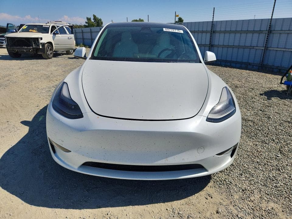 2022 TESLA MODEL Y 5