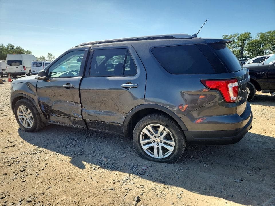 2019 FORD EXPLORER XLT 2