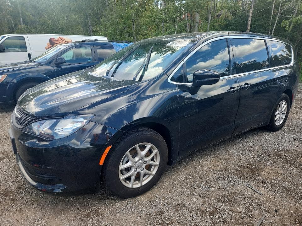 2025 CHRYSLER GRAND CARAVAN SXT - 1