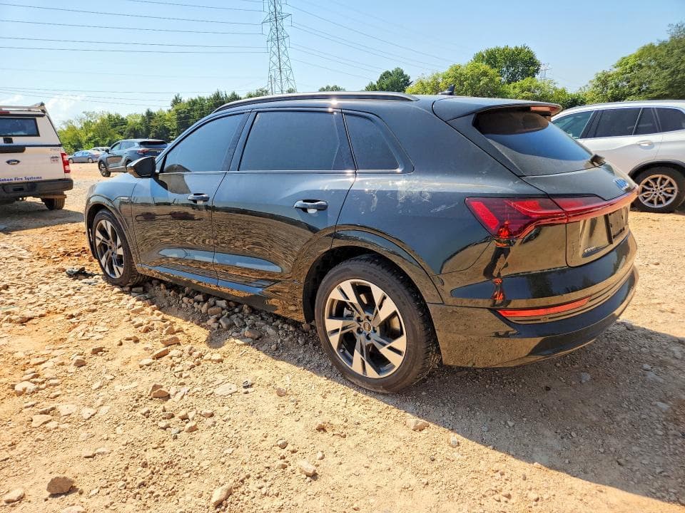 2021 AUDI E-TRON PREMIUM 2