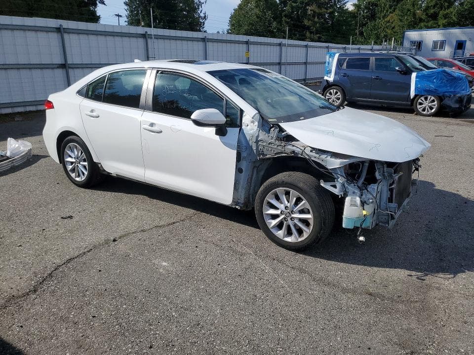 2021 TOYOTA COROLLA LE 4