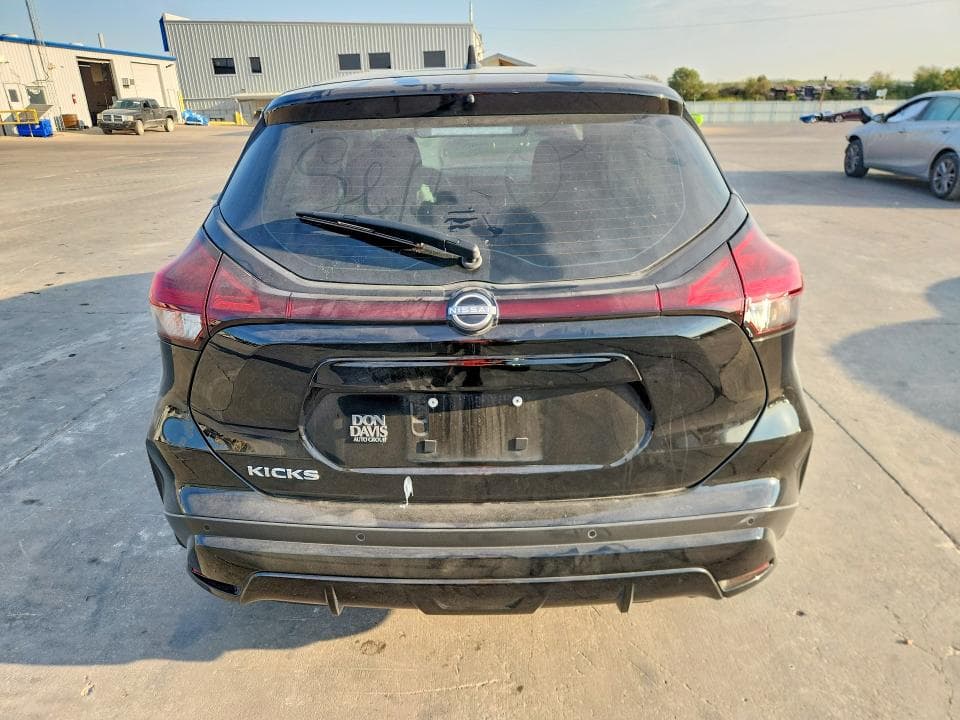 2024 NISSAN KICKS S 6