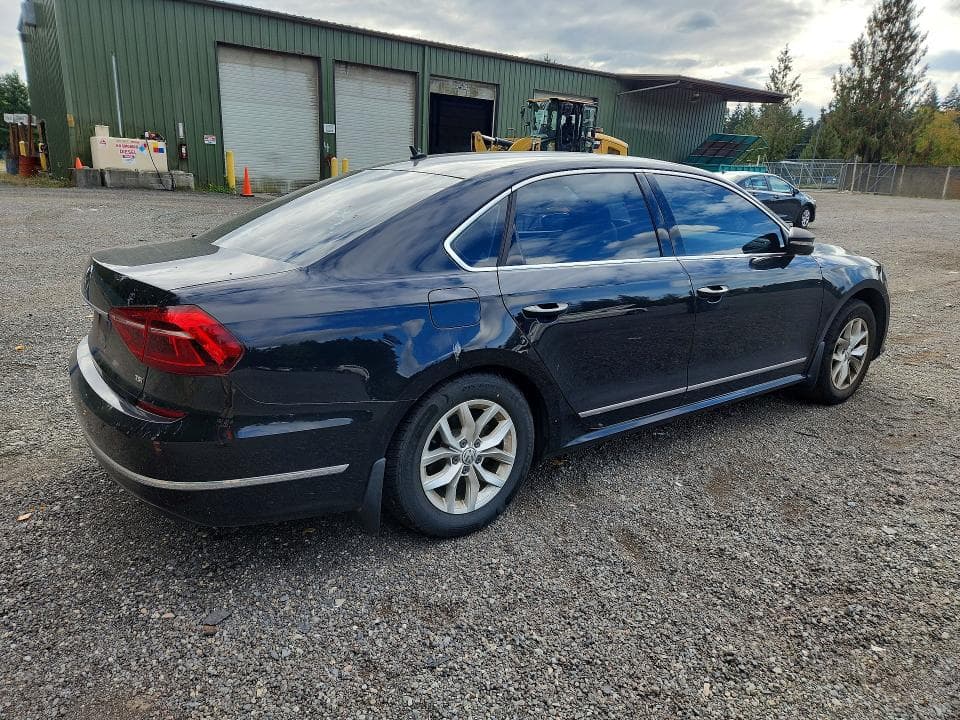 2017 VOLKSWAGEN PASSAT S 3
