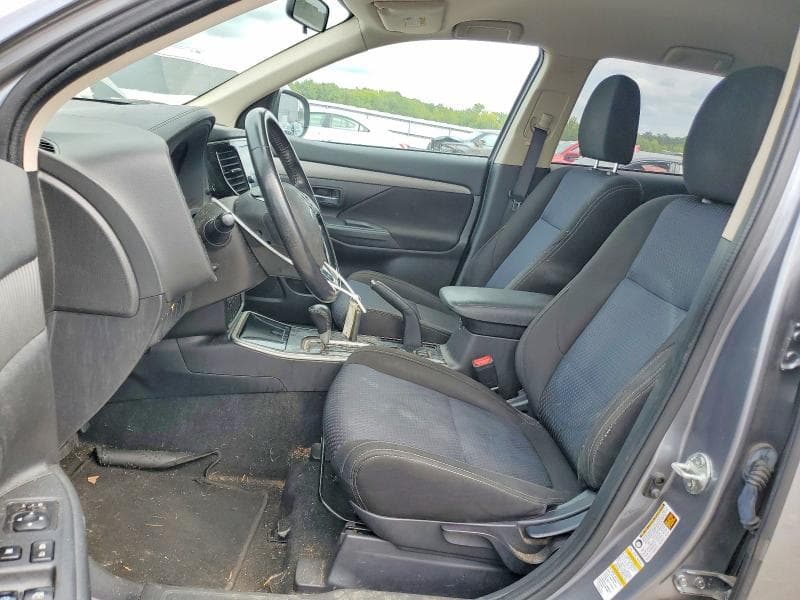 2018 MITSUBISHI OUTLANDER SE 7