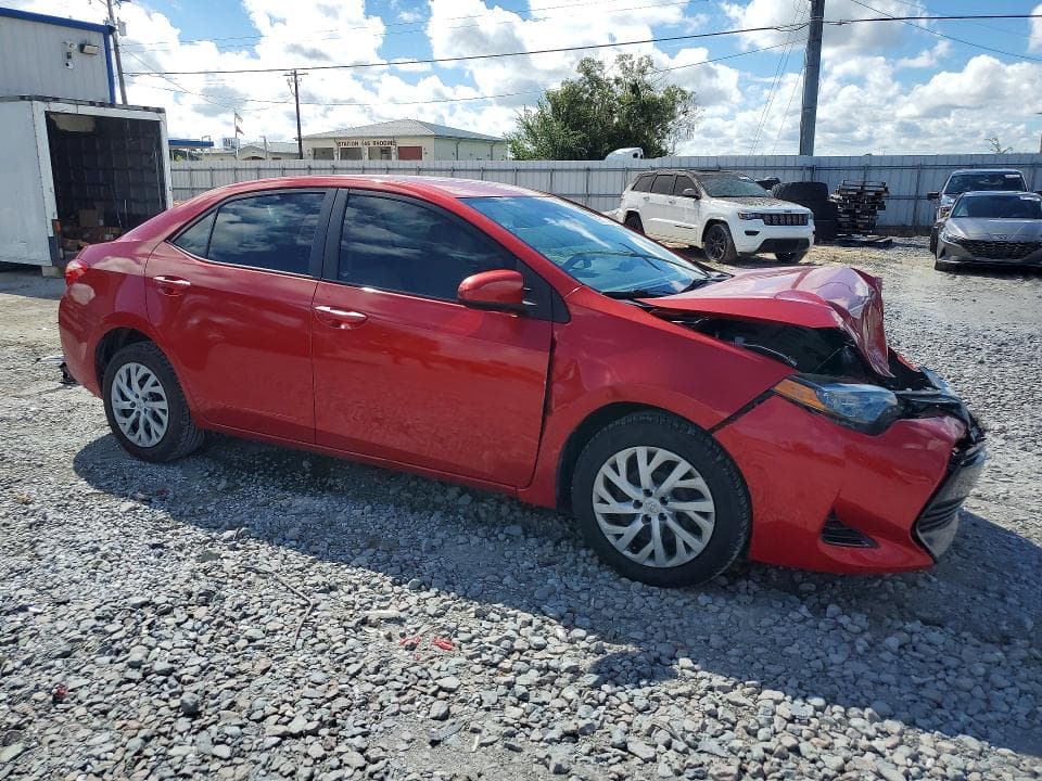 2017 TOYOTA COROLLA LE 4
