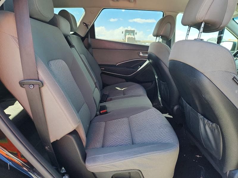 2017 HYUNDAI SANTA FE SE 10
