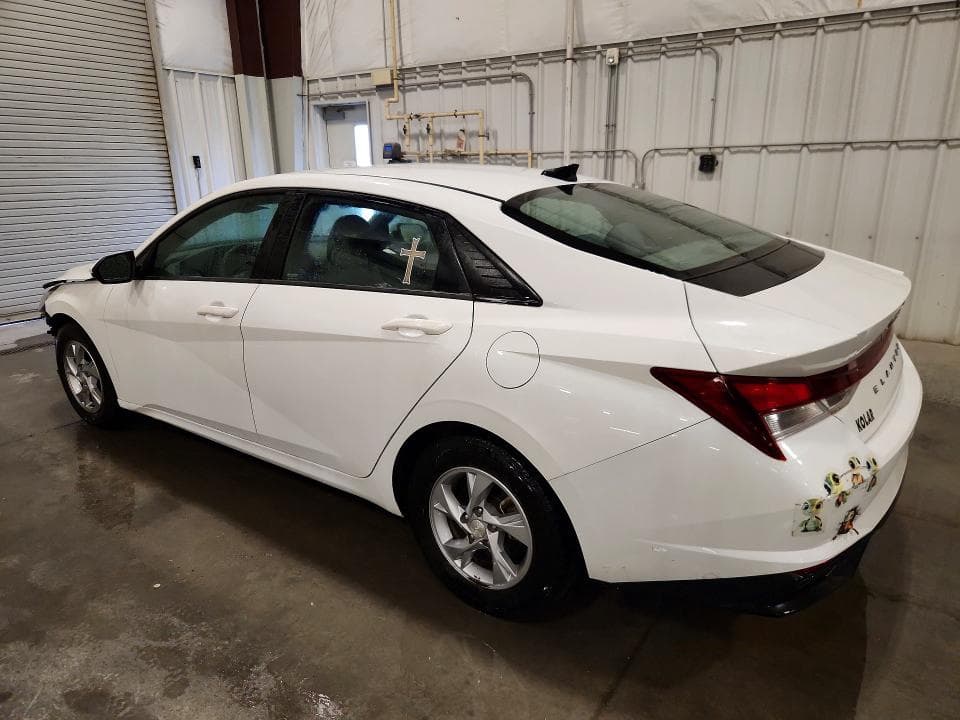2023 HYUNDAI ELANTRA SE 2