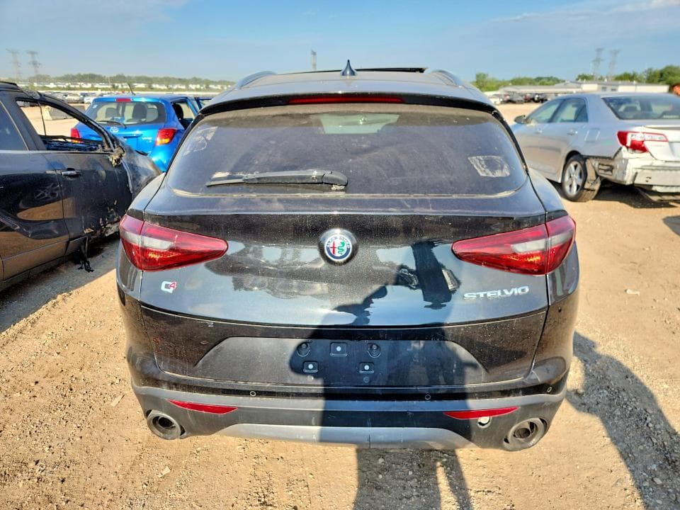 2020 ALFA ROMEO STELVIO 6