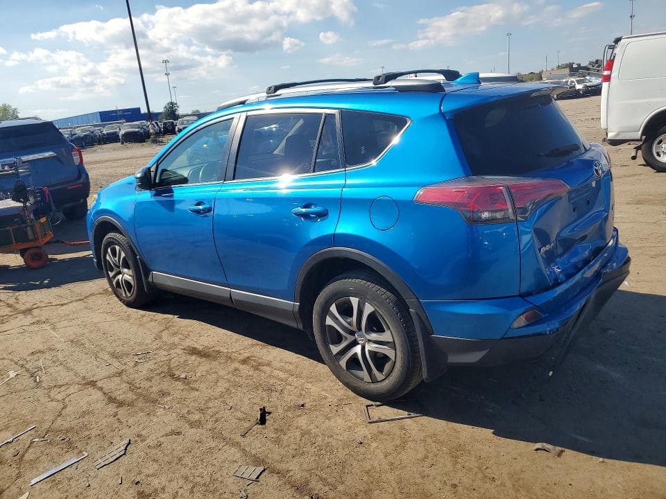 2017 TOYOTA RAV4 LE 2