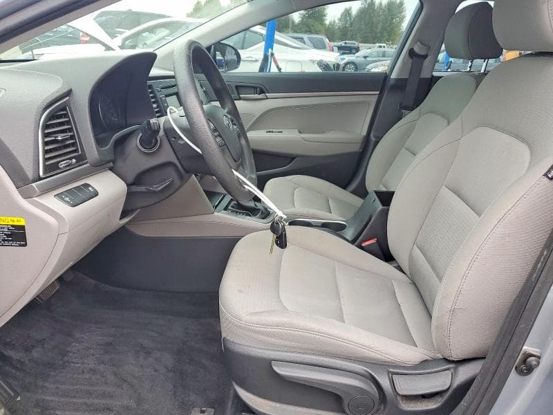 2017 HYUNDAI ELANTRA SE 7