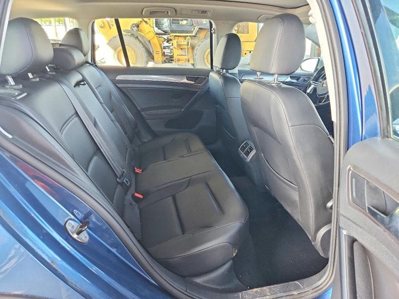 2017 VOLKSWAGEN GOLF ALLTRACK S 10