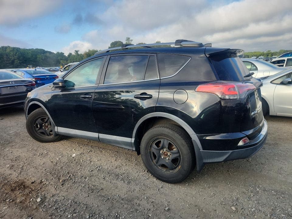 2017 TOYOTA RAV4 LE 2