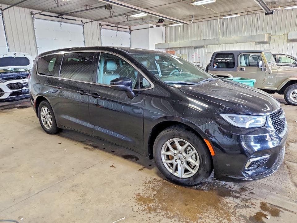2025 CHRYSLER PACIFICA SELECT 4