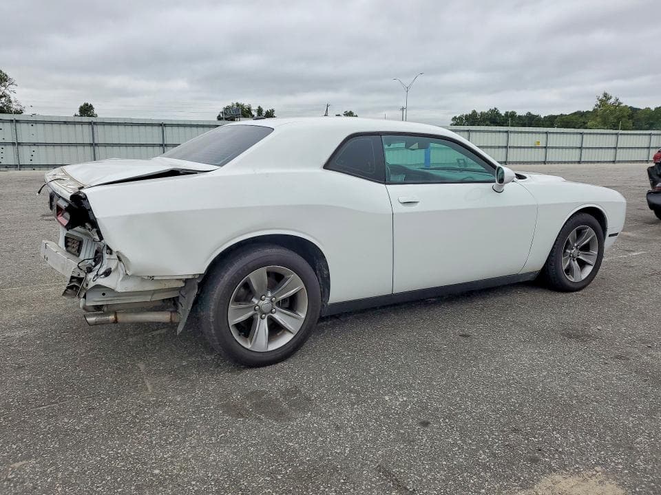 2020 DODGE CHALLENGER SXT 3