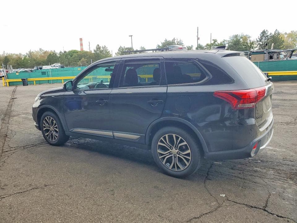2018 MITSUBISHI OUTLANDER SE 2