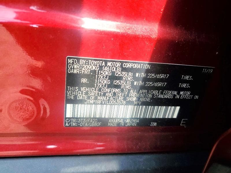 2020 TOYOTA RAV4 XLE 13