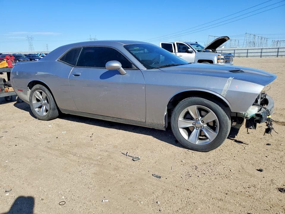 2018 DODGE CHALLENGER SXT 4