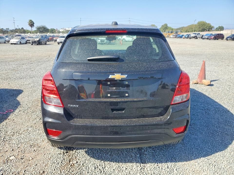 2020 CHEVROLET TRAX LS 6