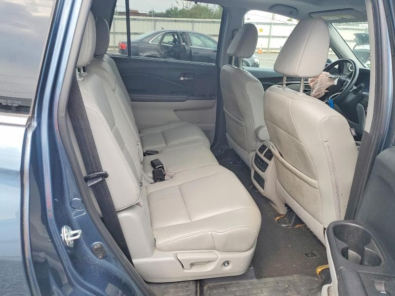 2021 HONDA PILOT SE 11