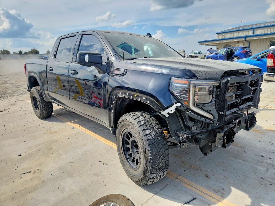 2023 GMC SIERRA K1500 AT4X 4