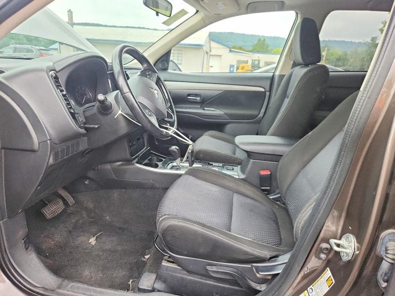 2017 MITSUBISHI OUTLANDER SE 7