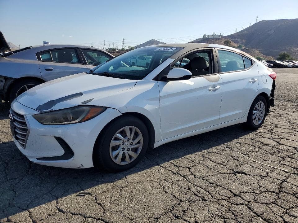 2017 HYUNDAI ELANTRA SE