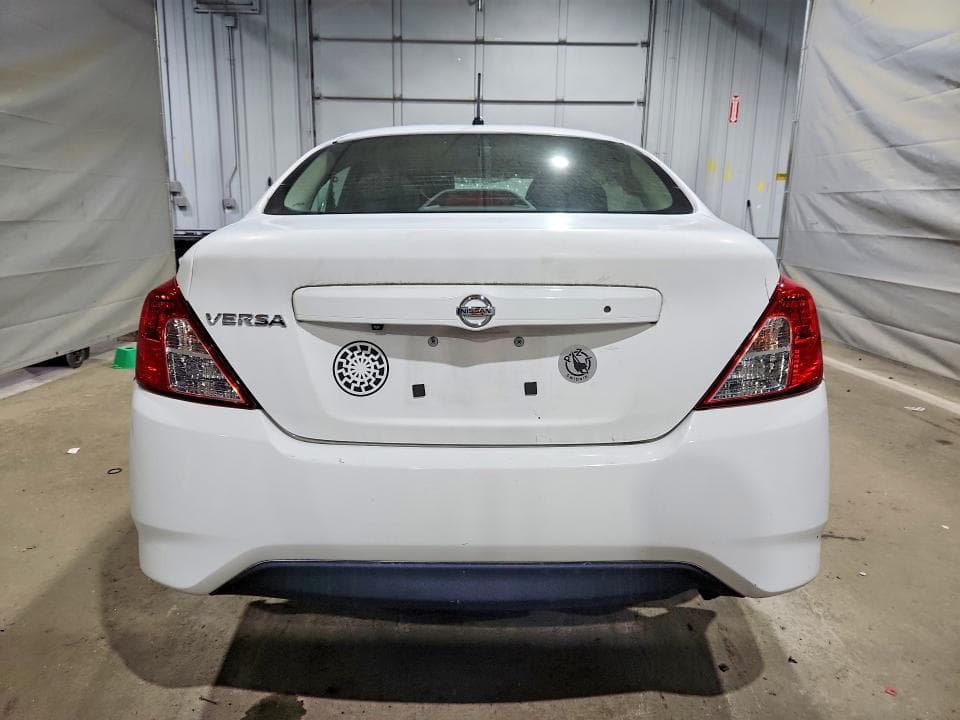 2019 NISSAN VERSA S 6