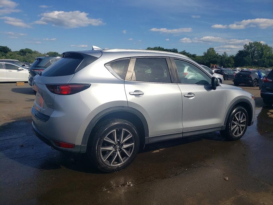 2018 MAZDA CX-5 TOURING 3