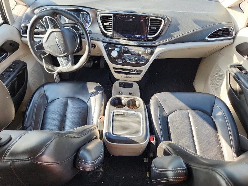 2023 CHRYSLER PACIFICA HYBRID TOURING L 8