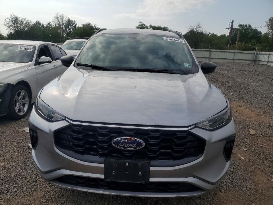2023 FORD ESCAPE ST LINE 5