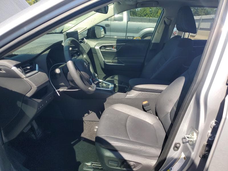 2024 TOYOTA RAV4 XLE PREMIUM 7