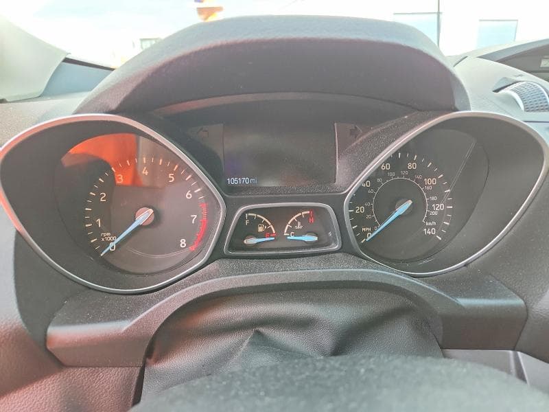 2017 FORD ESCAPE SE 9