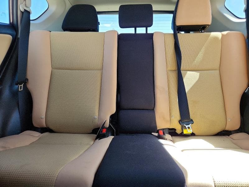 2018 TOYOTA RAV4 XLE 10