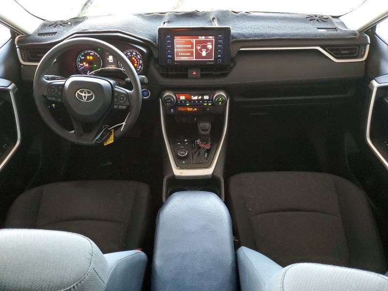 2020 TOYOTA RAV4 HYBRID XLE 8