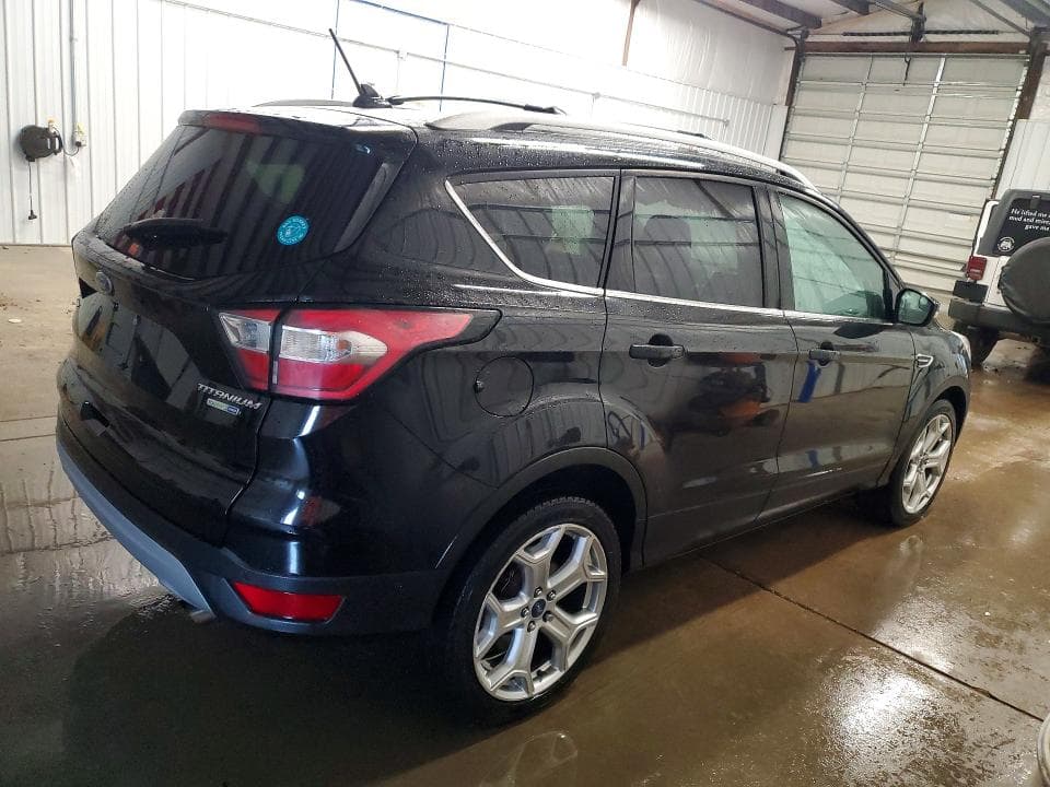 2018 FORD ESCAPE TITANIUM 3