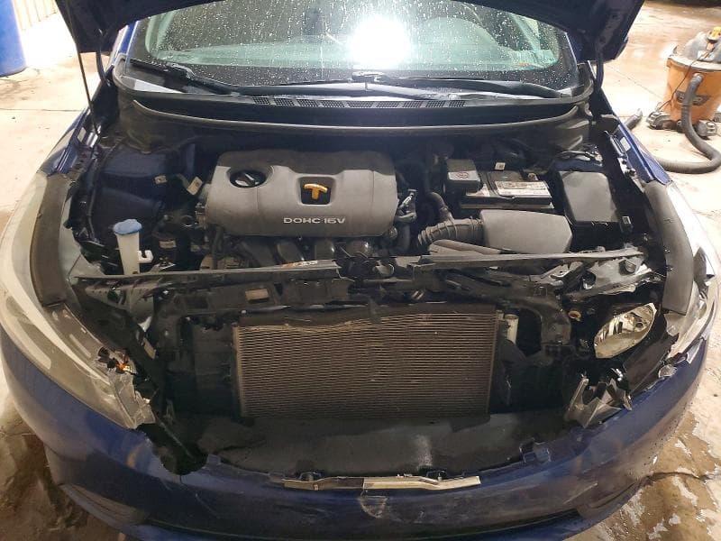 2017 KIA FORTE LX 11