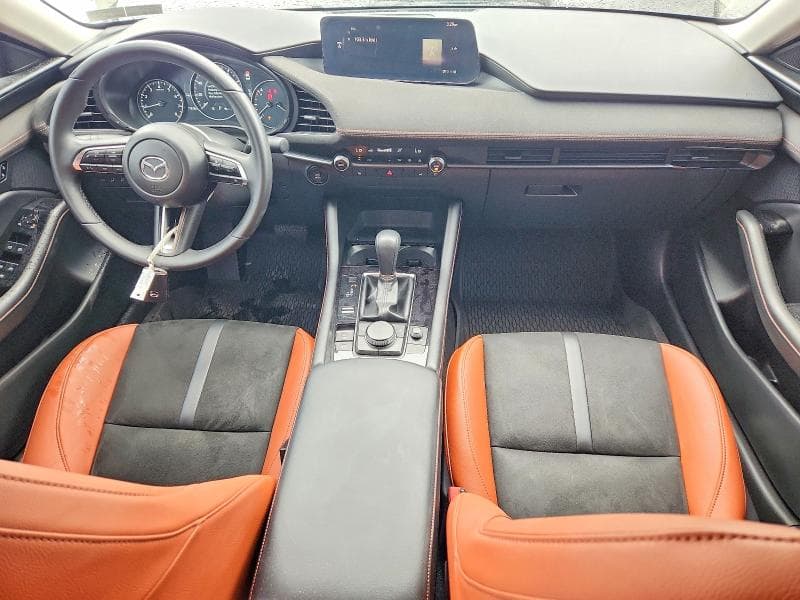 2025 MAZDA 3 CARBON TURBO 8
