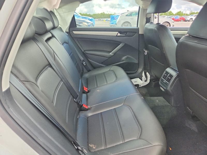 2020 VOLKSWAGEN PASSAT SE 10