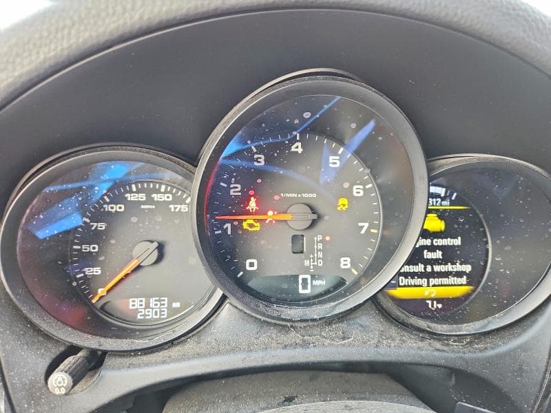 2018 PORSCHE MACAN 9