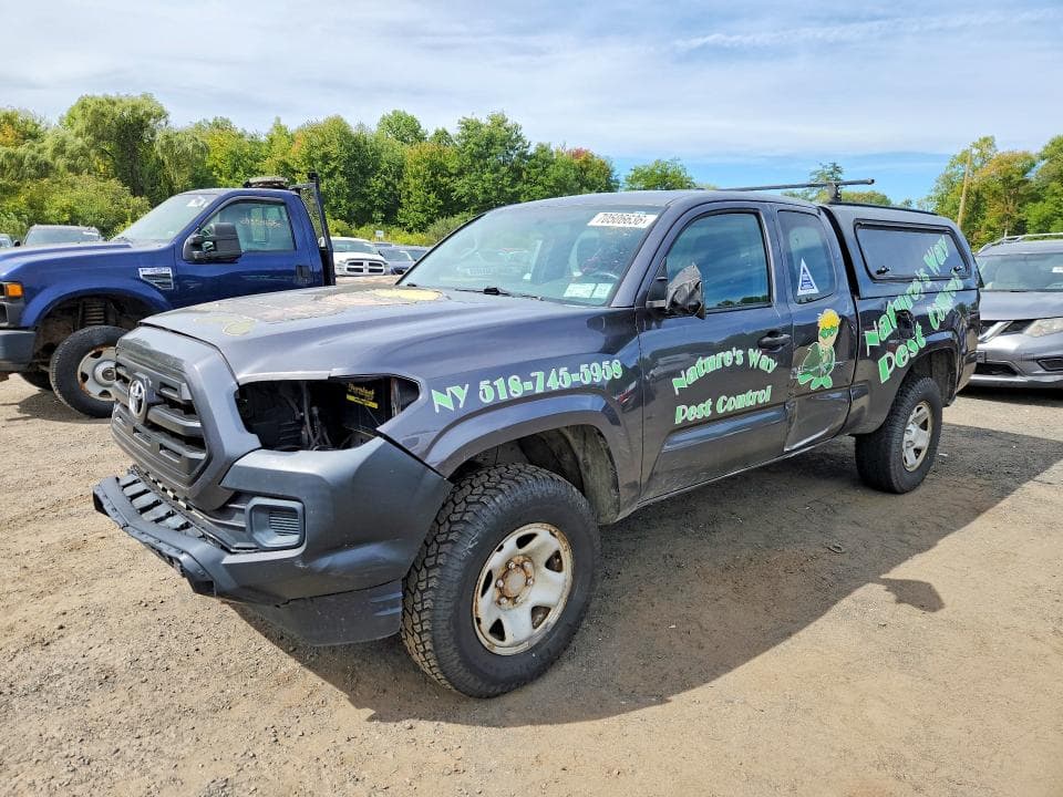 2017 TOYOTA TACOMA SR
