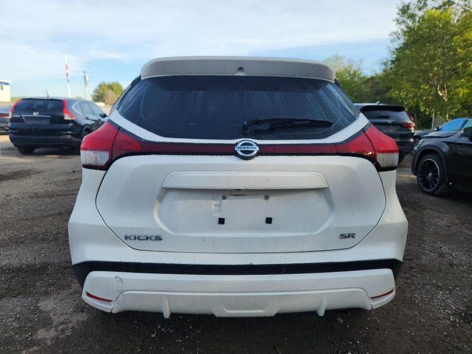 2021 NISSAN KICKS SR 6