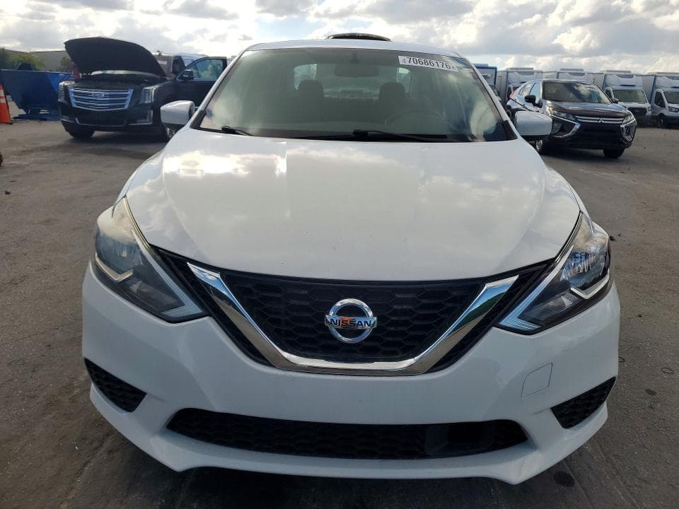 2019 NISSAN SENTRA SV 5
