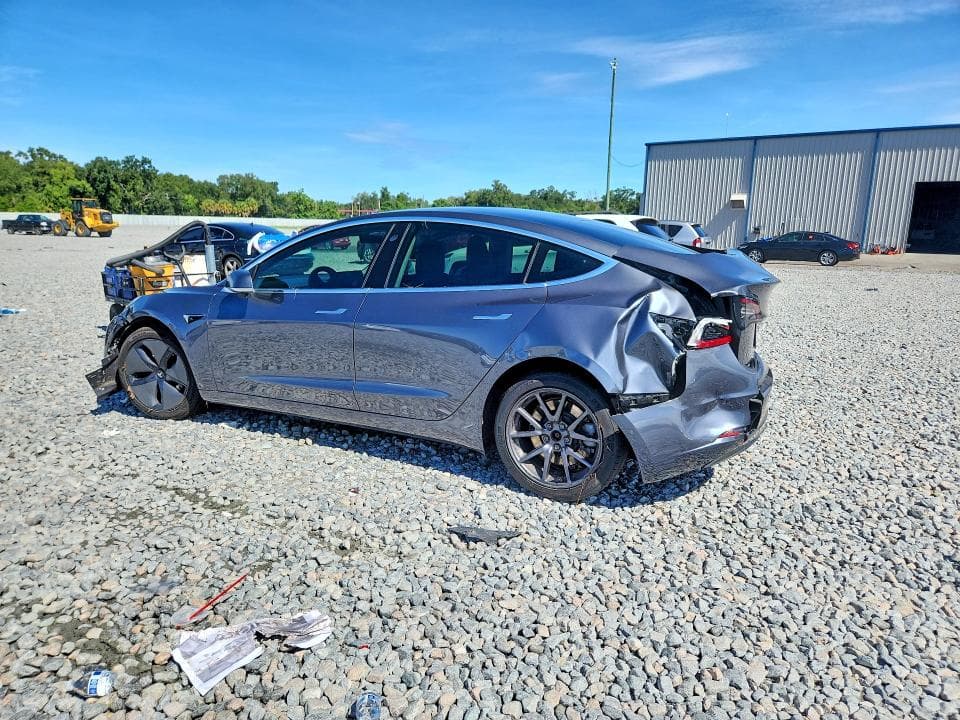 2019 TESLA MODEL 3 2