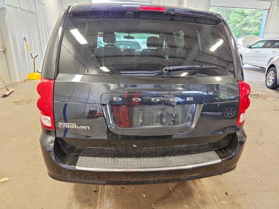 2018 DODGE GRAND CARAVAN SE 6