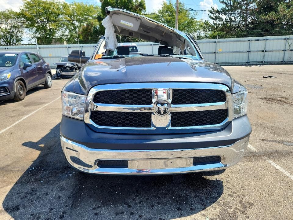 2017 RAM 1500 ST 5