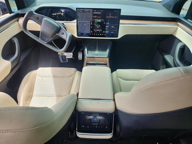 2022 TESLA MODEL X 8