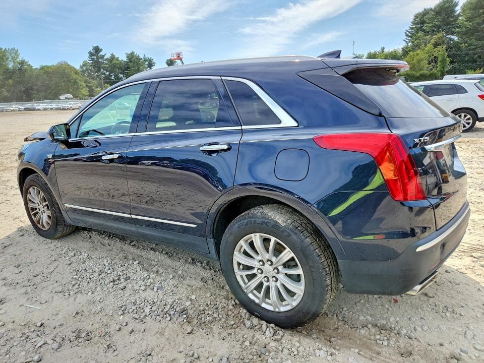 2017 CADILLAC XT5 2